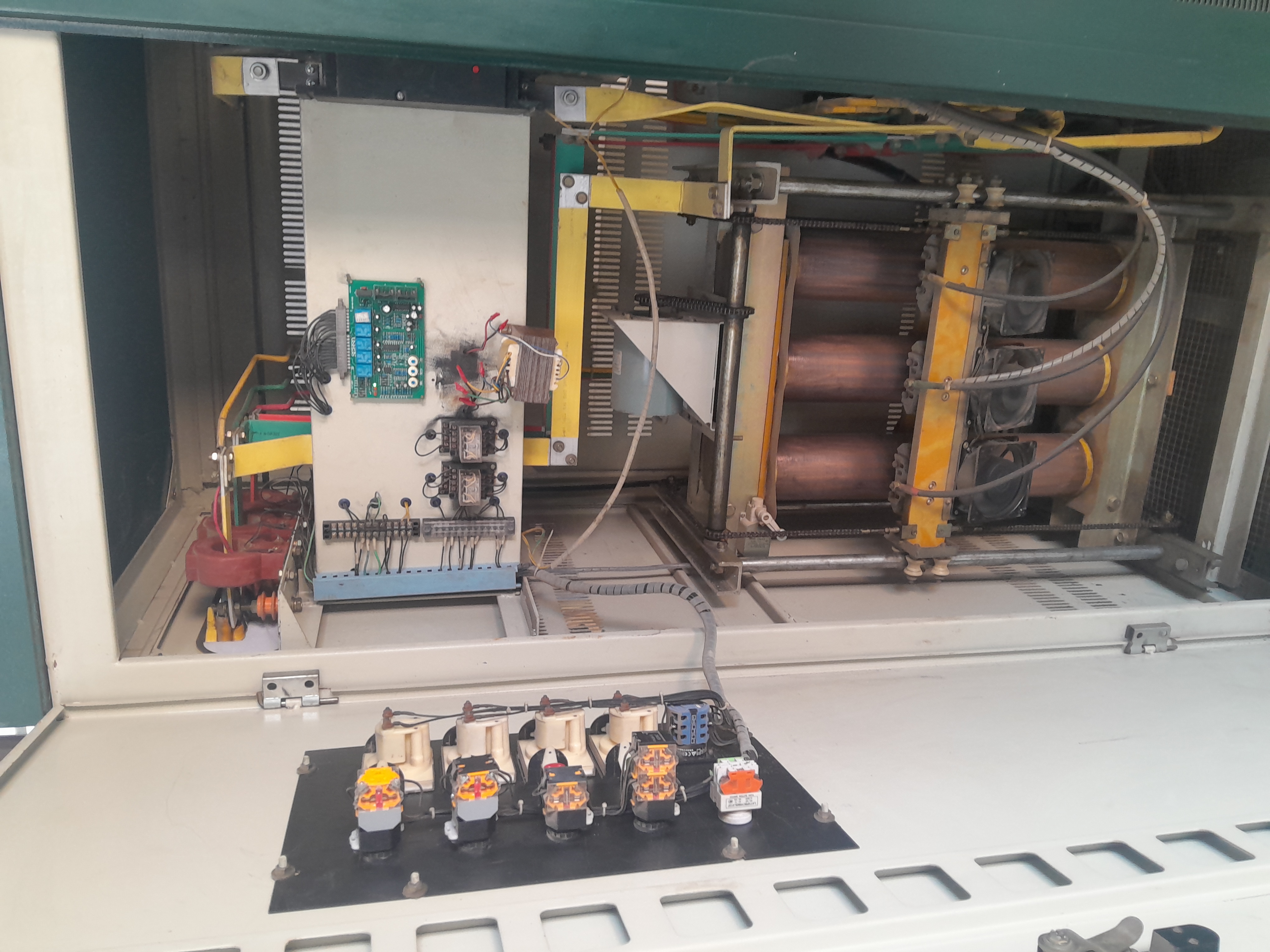 Heavy Duty Voltage Stabilizer
